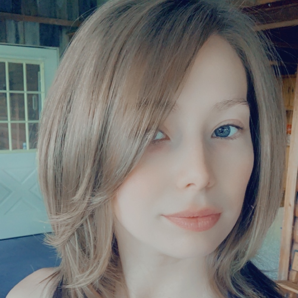 Meet your Posher, Melina